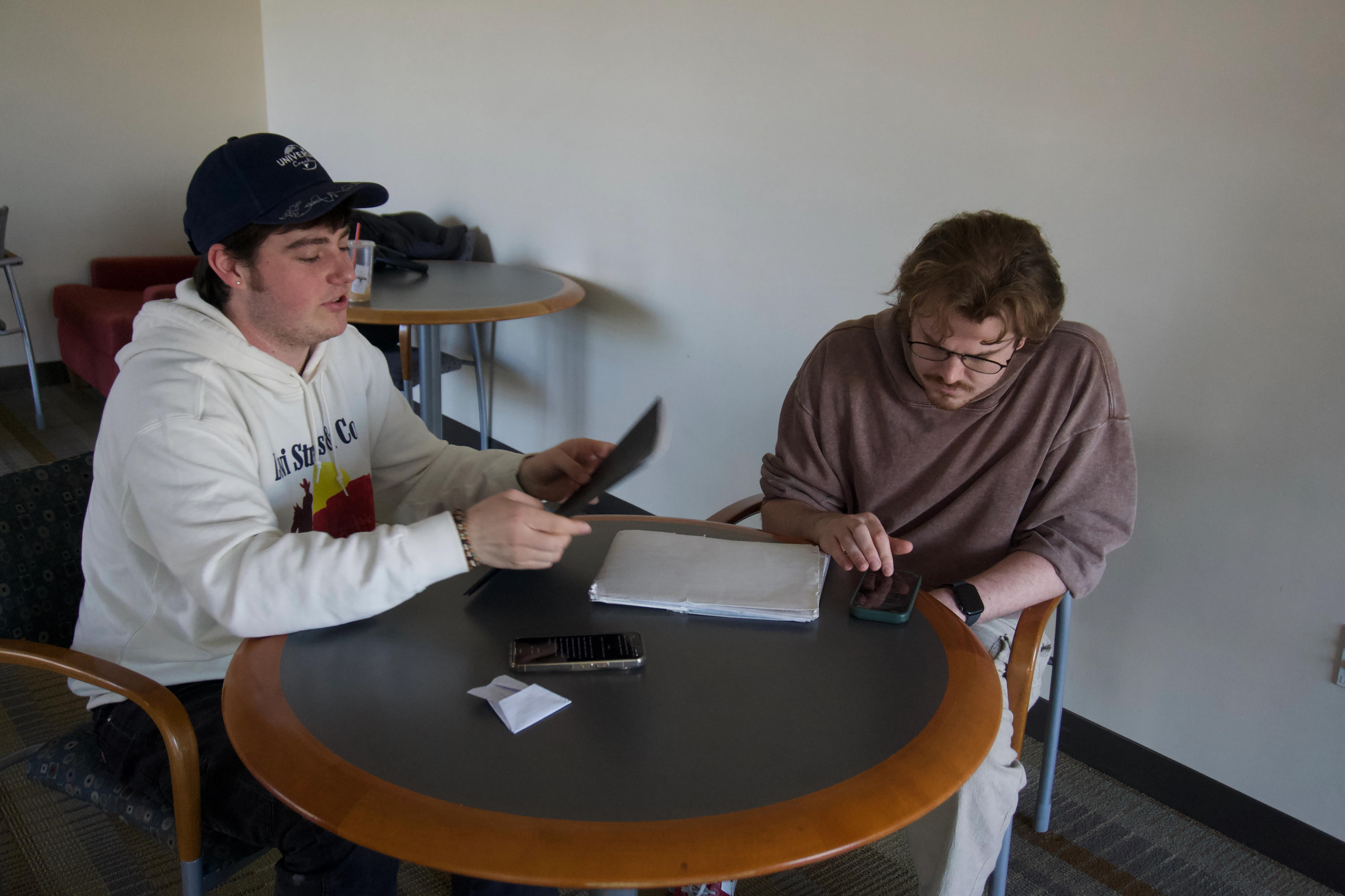 Behind the scenes on Trashboat, blocking photo DSC7176