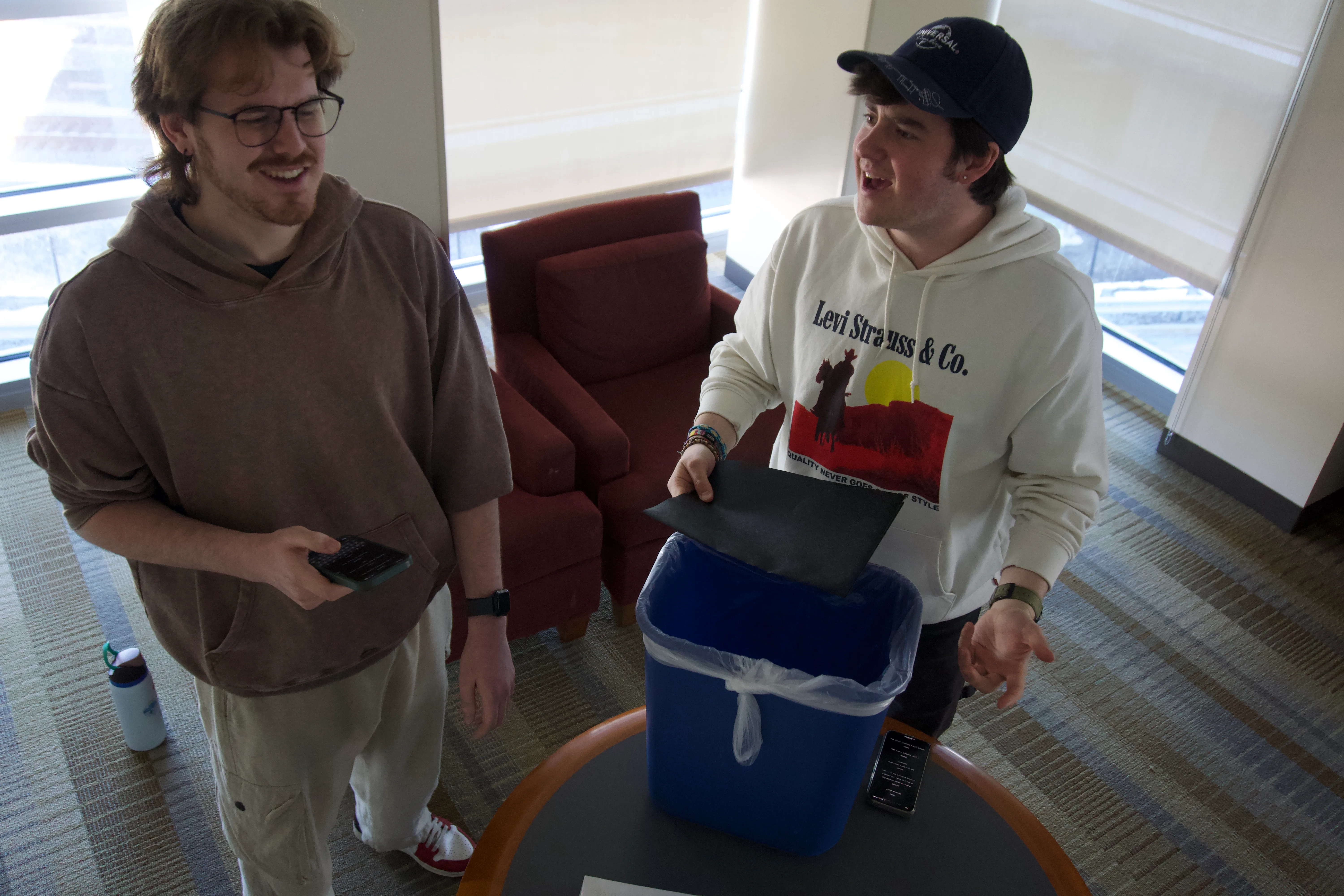 Behind the scenes on Trashboat, blocking photo DSC7188
